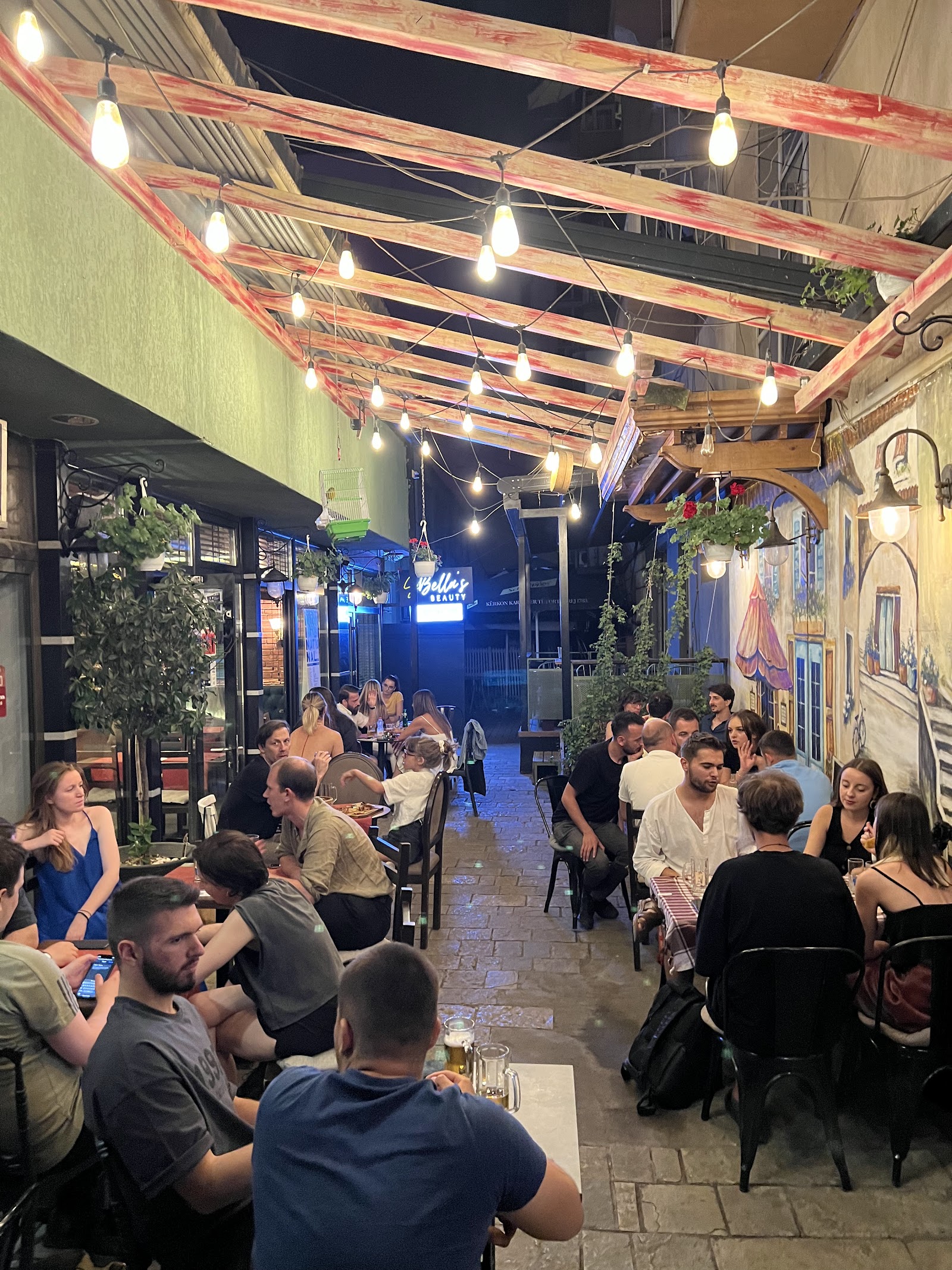Arabella Taverna