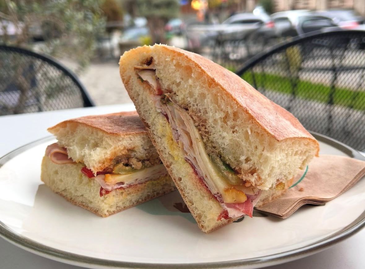 B Deli & Cafe
