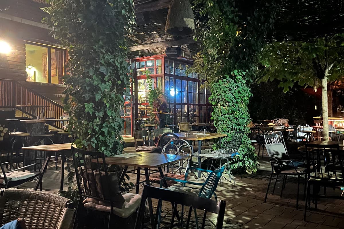 Taverna Menata